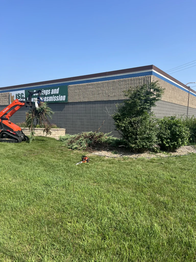 Lawn care project in Sioux Falls, SD